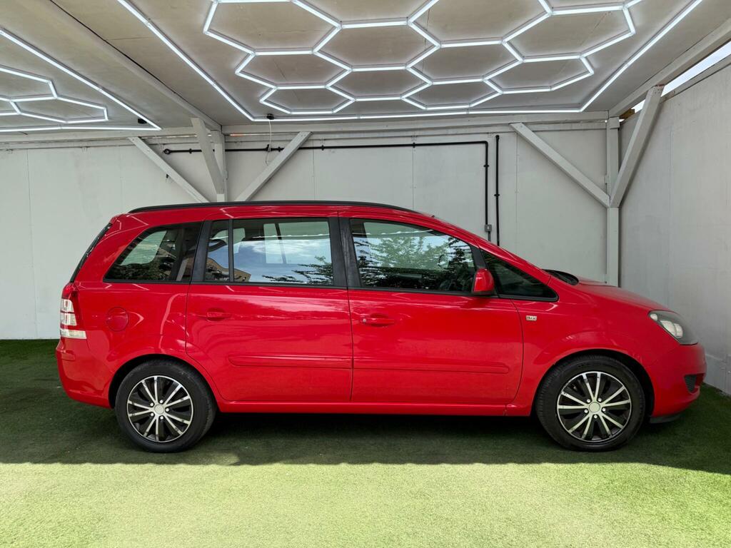 Vauxhall Zafira 1.8 16V Exclusiv Euro 5 Snav YM63DXR Red #5