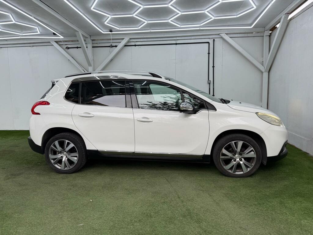 Peugeot 2008 1.6 E-hdi Feline Euro 5 Ss Calima FE64BNV White #5
