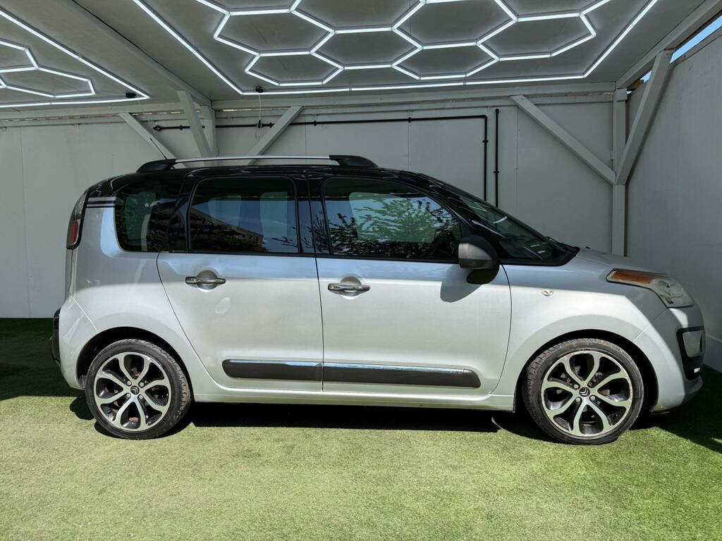 Citroen C3 Picasso 1.6 Hdi Exclusive Euro 5 HJ15FBN Silver #2
