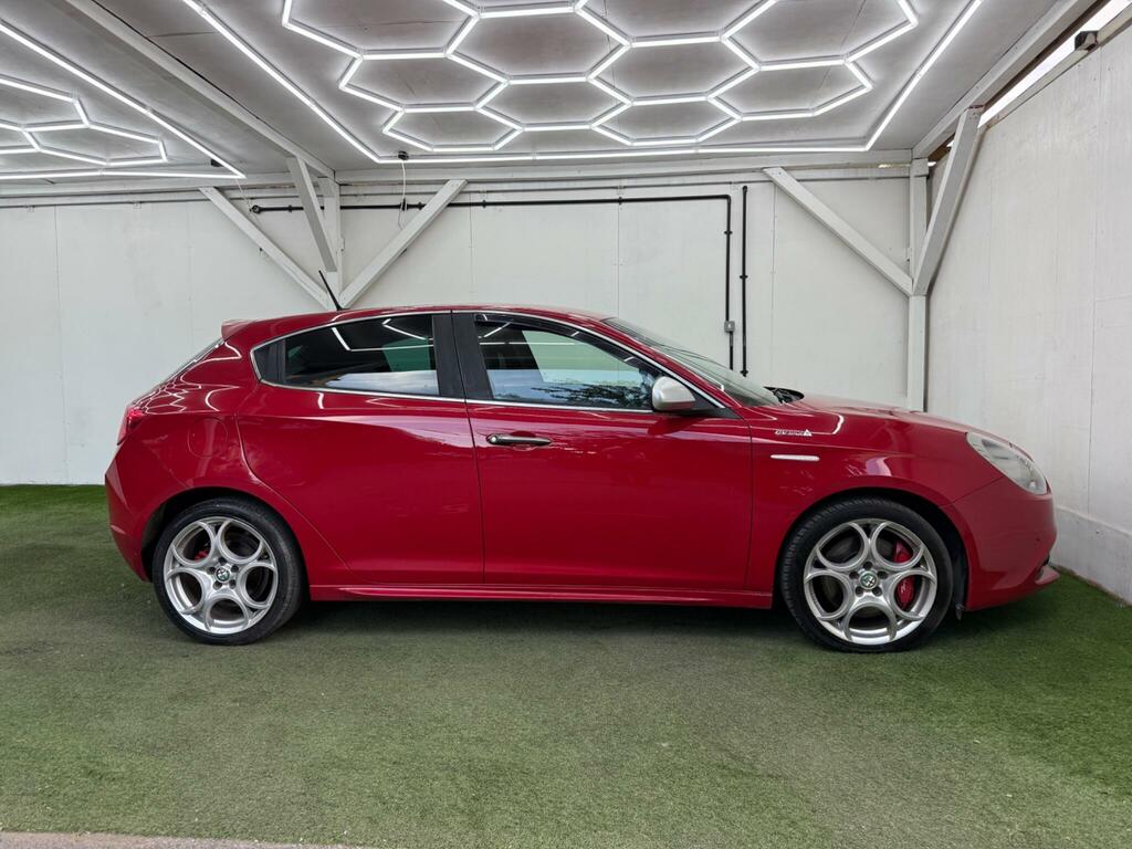 Alfa Romeo Giulietta 2.0 Jtdm-2 Qv Line Tct Euro 6 Ss FH15HHR Red #5