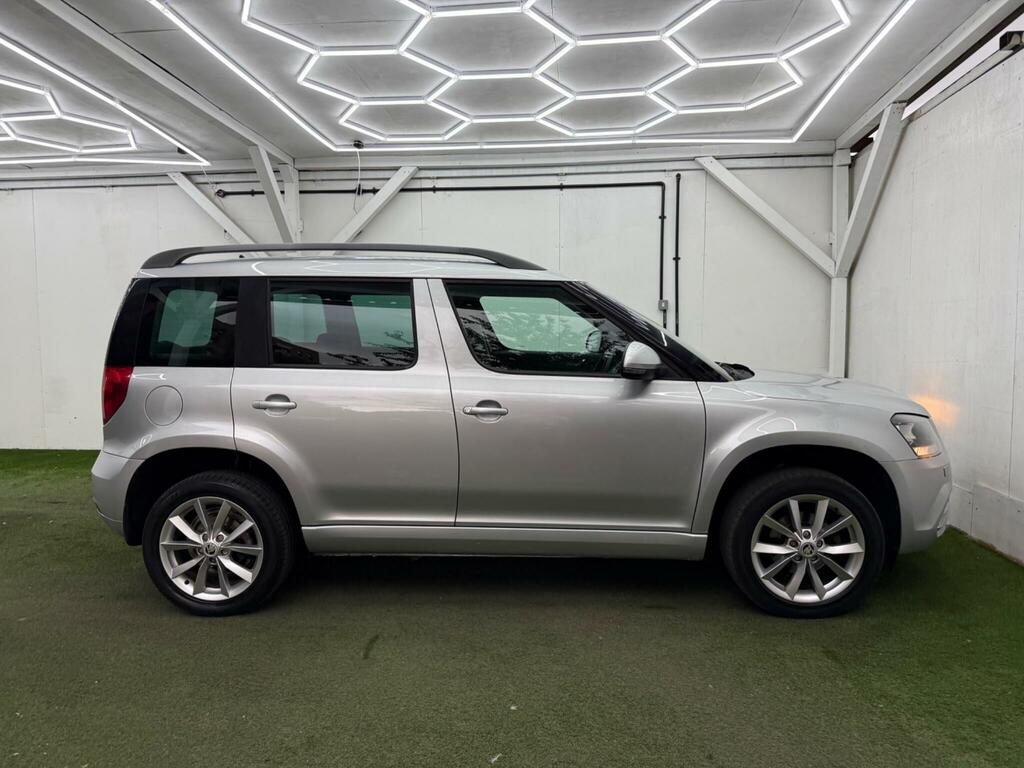 Skoda Yeti 1.2 Tsi Se Dsg Euro 5 Silver #2