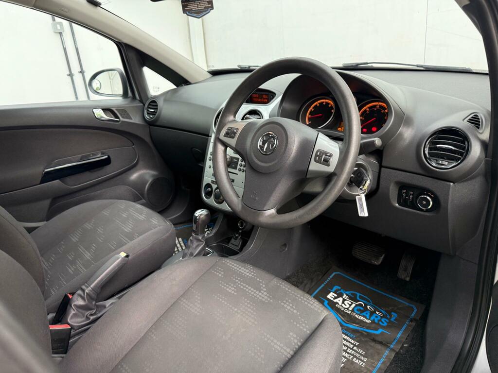 Vauxhall Corsa Exclusiv Silver #3