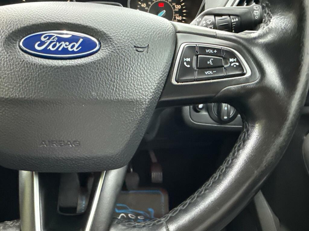 Ford C-Max 1.0 123 Bhp Titanium 35 Road Tax O Red #37