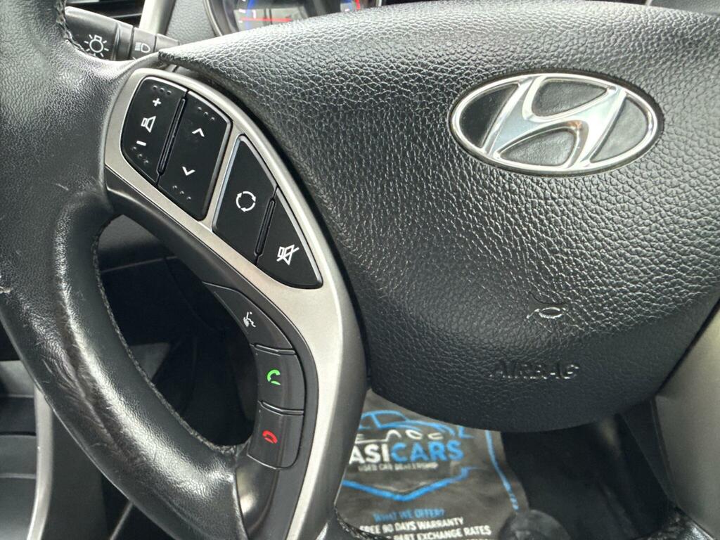 Hyundai I30 1.6 Crdi Comfort Euro 5 Black #36