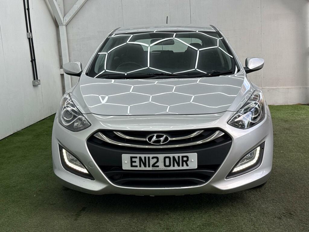 Hyundai I30 1.6 Crdi Comfort Euro 5 Black #12