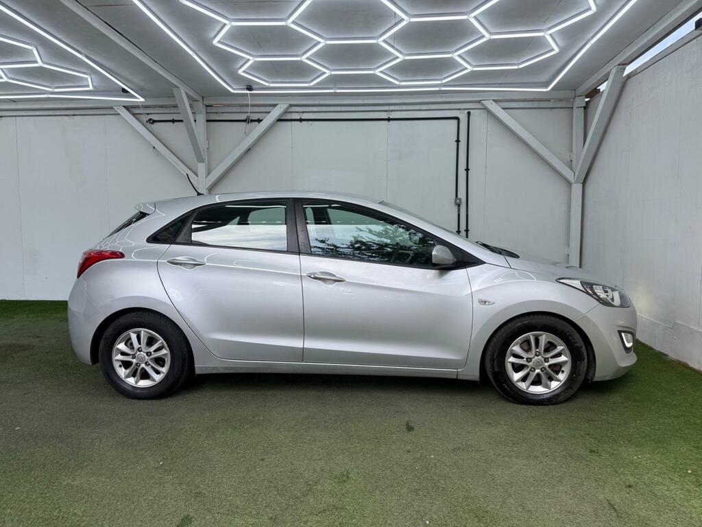 Hyundai I30 1.6 Crdi Blue Drive Active Euro 5 Ss EN12ONR Silver #2