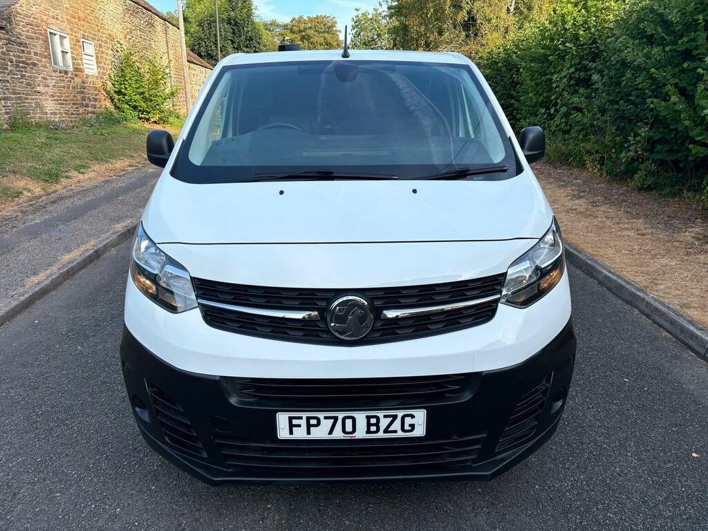 Vauxhall Vivaro 2.0 Turbo D 3100 Edition L2 H1 Euro 6 Ss White #2