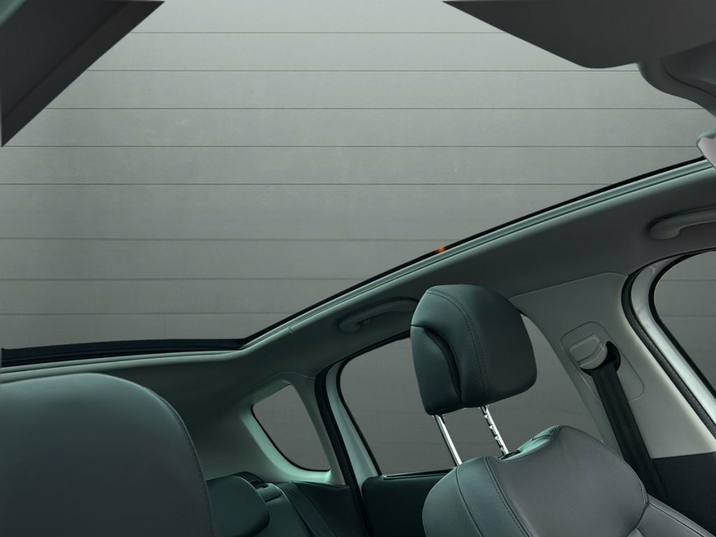 Peugeot 3008 Diesel White #17