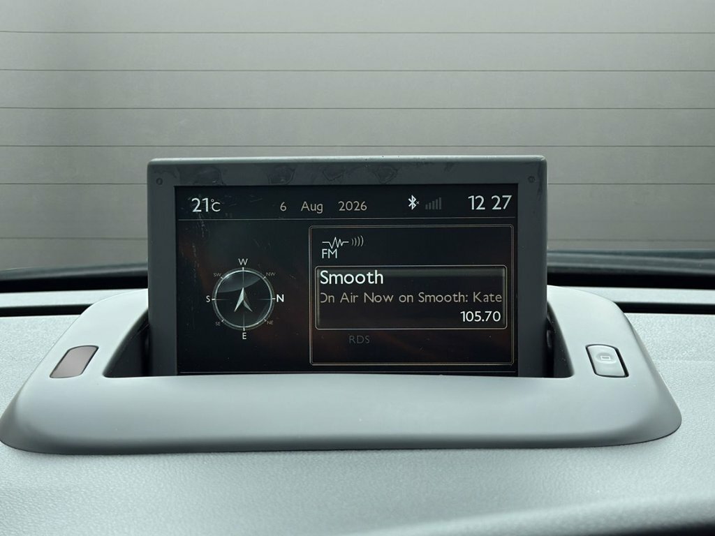 Peugeot 3008 Diesel White #13