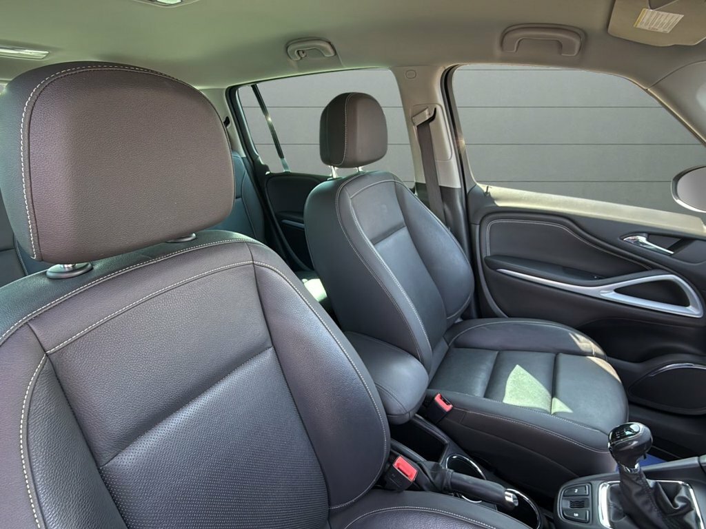 Vauxhall Zafira Tourer Tourer 1.4 Elite Nav 138 Bhp Silver #19