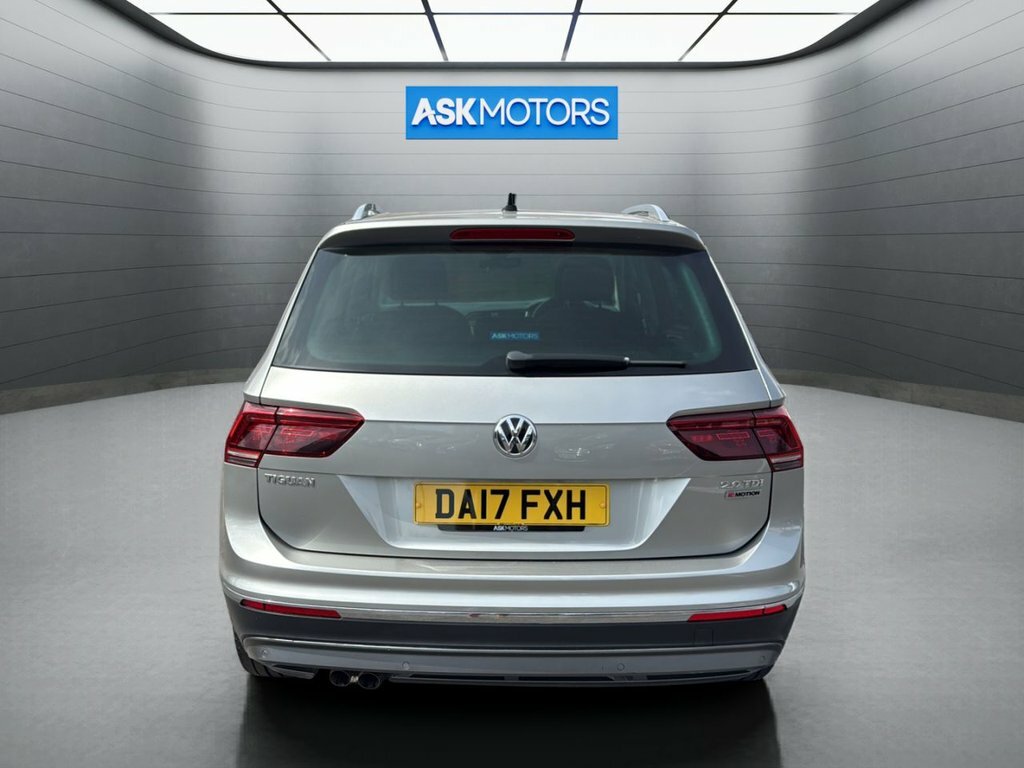 Volkswagen Tiguan 2L Sel Silver #4