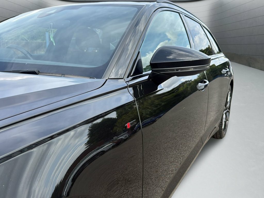 Audi A6 Avant 2L Black Edition Black #3