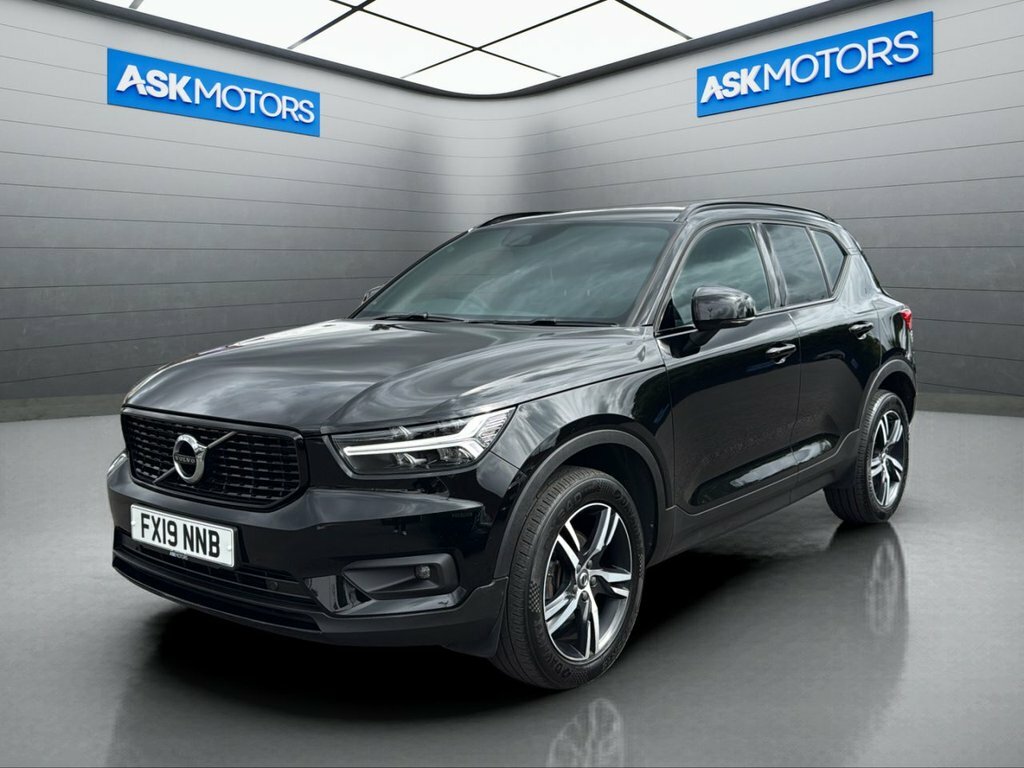 Volvo XC40 1.5L R-design Black