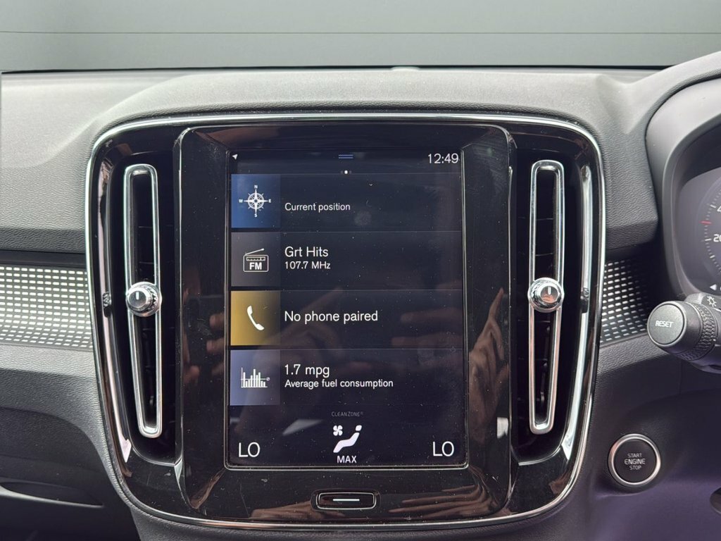 Volvo XC40 T4 Fwd R-design 2200 Factory Options S Blue #17