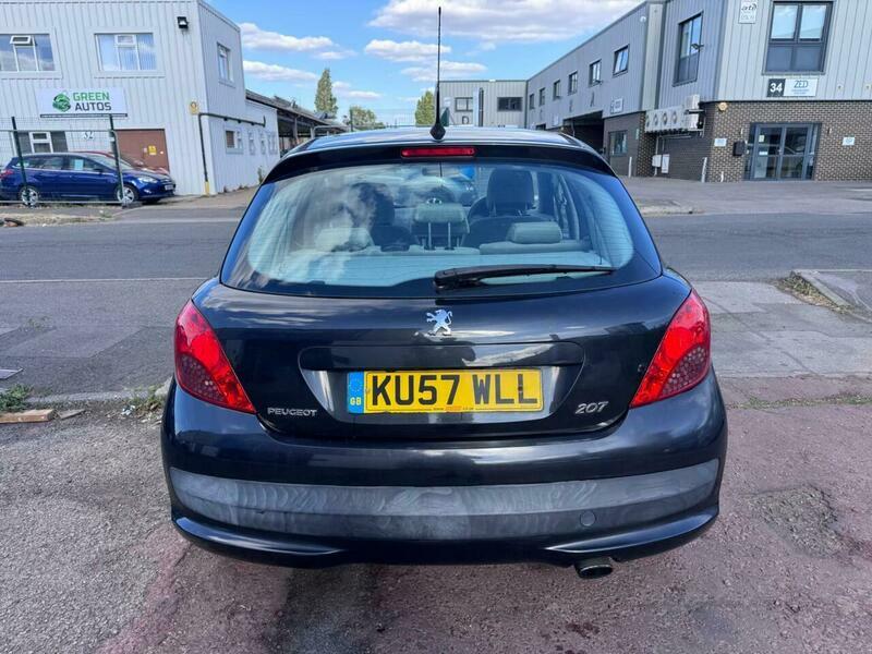 Peugeot 207 1.6 Vti Se Premium Black #4