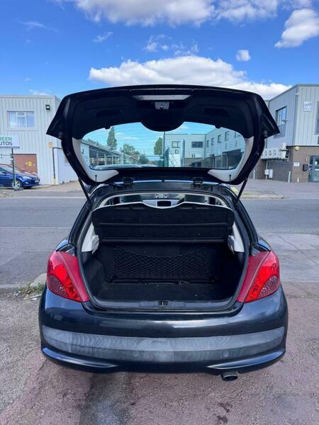 Peugeot 207 1.6 Vti Se Premium Black #5