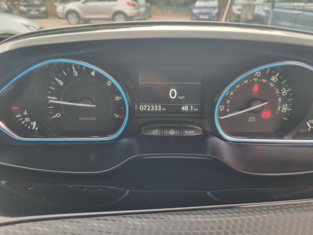 Peugeot 2008 1.2 Puretech 130 Allure Grey #23