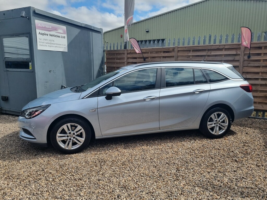 Vauxhall Astra 1.6 Cdti Ecotec Blueinjection Design Silver #3