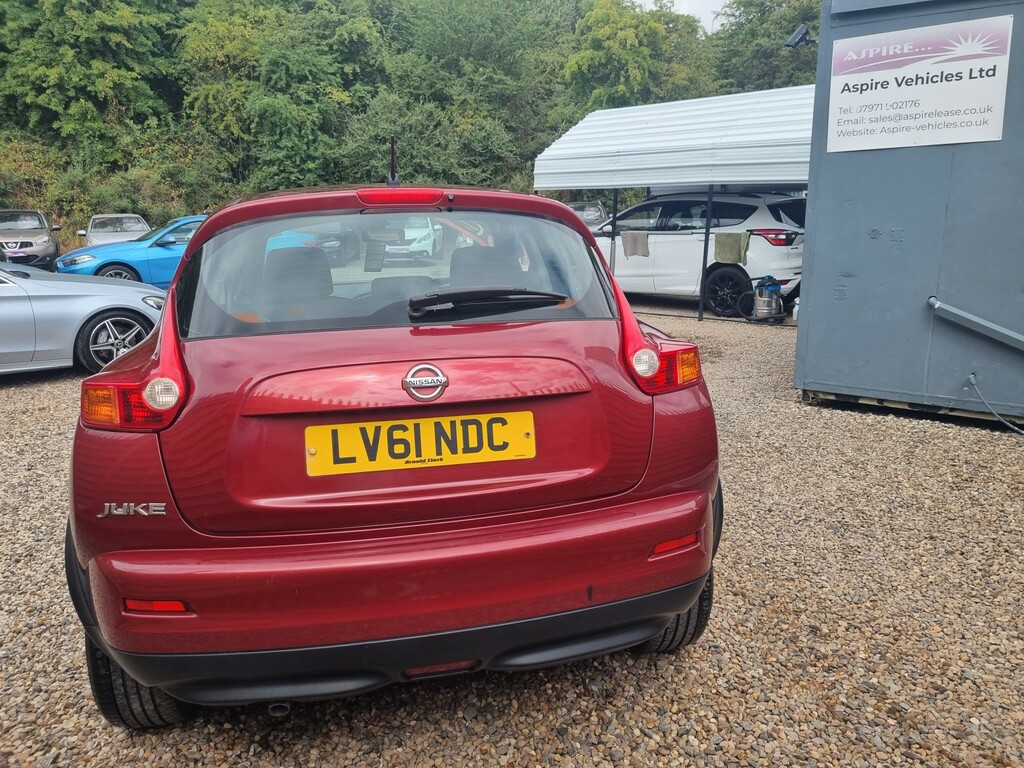 Nissan Juke 1.6 Acenta Red #5