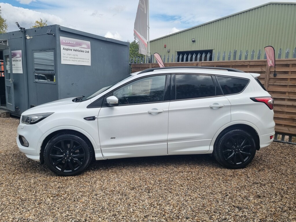 Ford Kuga 2.0 Tdci Ecoblue St-line White #3