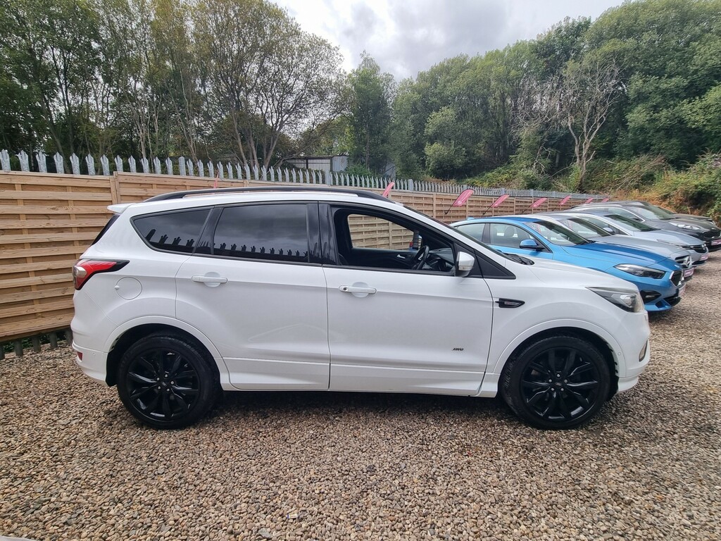 Ford Kuga 2.0 Tdci Ecoblue St-line White #4