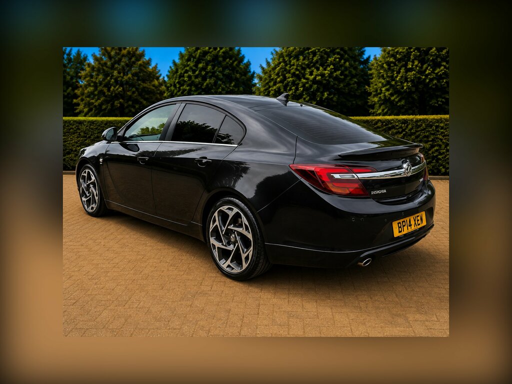 Vauxhall Insignia 2.0 Cdti Ecoflex Sri VX Line Nav Hatchback Die Black #4