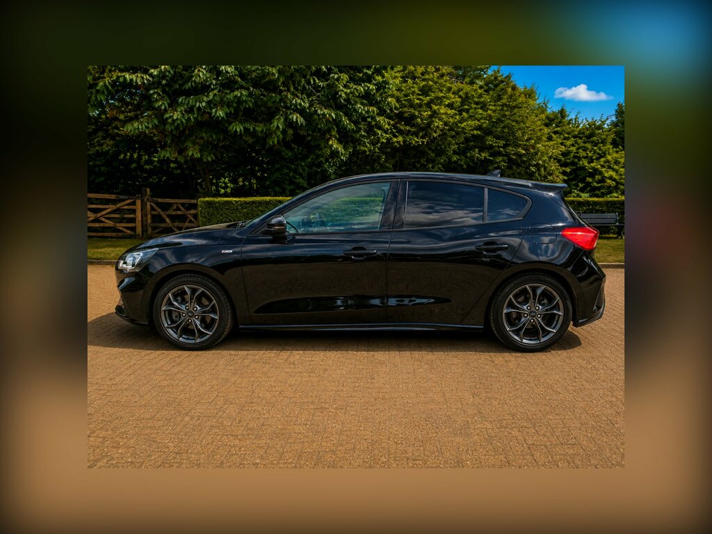 Ford Focus 1.0T Ecoboost St-line Hatchback Black #6