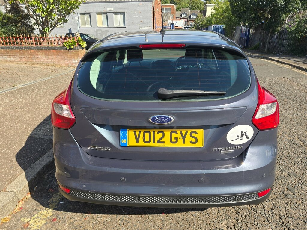 Ford Focus 1.6 Tdci Titanium Hatchback Euro Grey #4