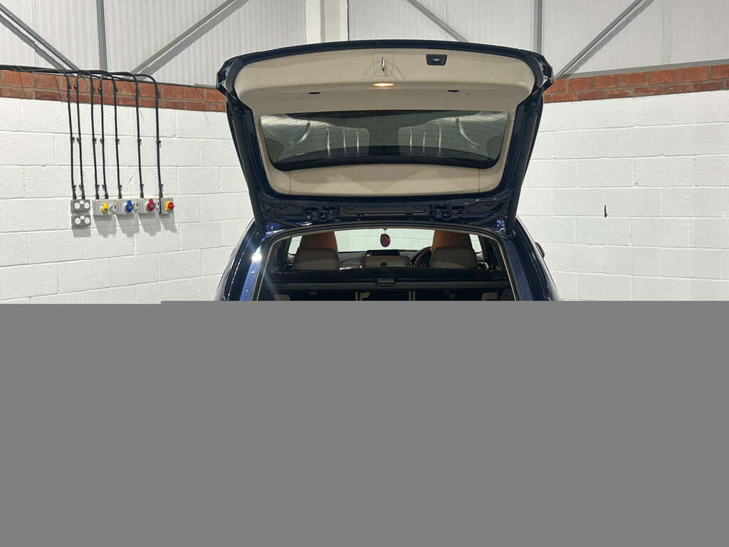 BMW 3 Series 2.0 320I Se Blue