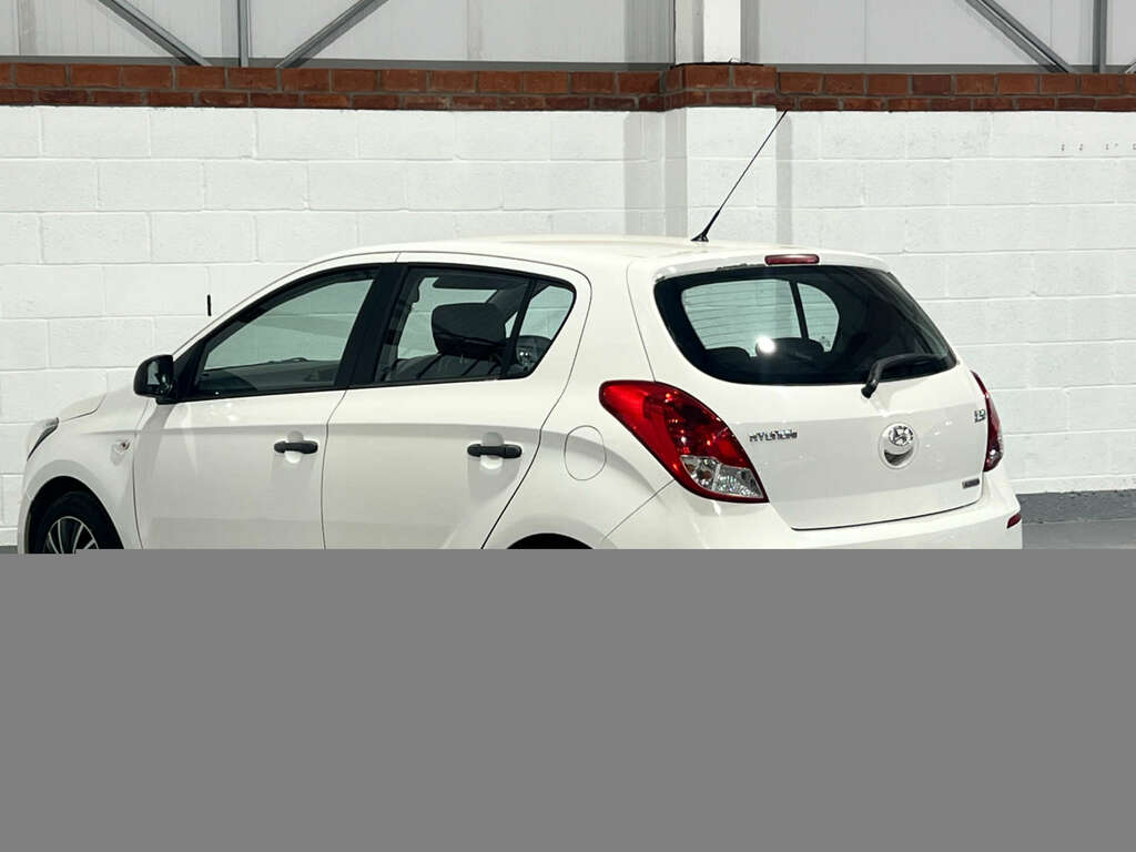 Hyundai I20 1.1 I20 Classic Crdi White #4