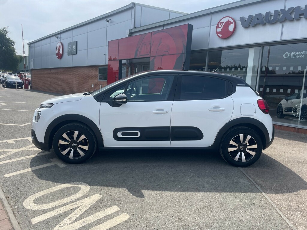 Citroen C3 Plus 1.2 Puretech 83Ps White #2