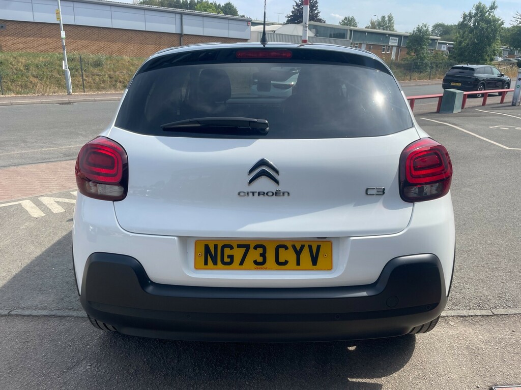 Citroen C3 Plus 1.2 Puretech 83Ps White #4