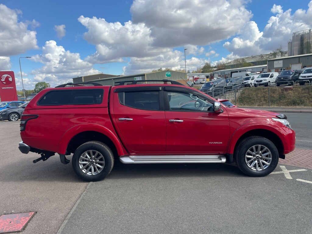 Mitsubishi L200 Warrior 2.4 Di-d 178Ps 4Wd With Canopy - No Vat To YY19ZKZ Red #4