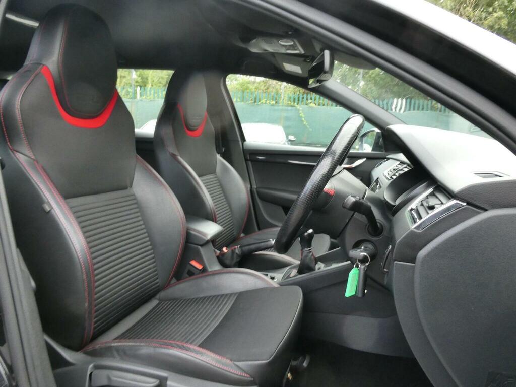 Skoda Octavia 2.0 Tdi Vrs Euro 6 Ss Snav Black #4