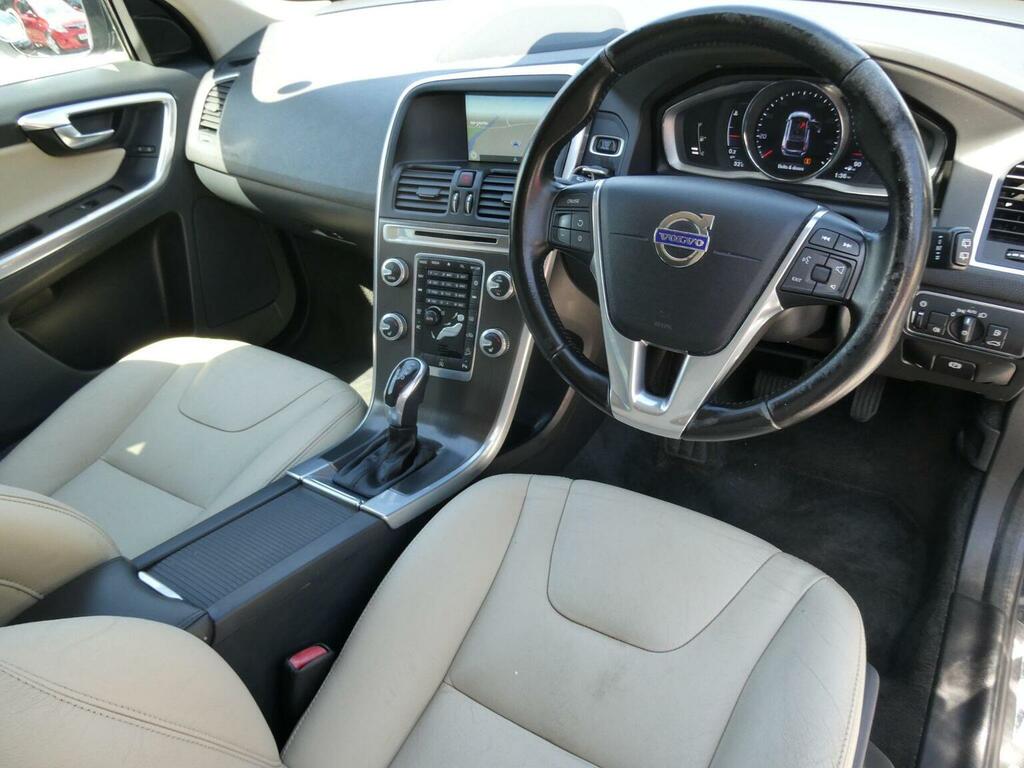 Volvo XC60 2.4 D5 Se Lux Nav Awd Euro 6 Ss Grey #2