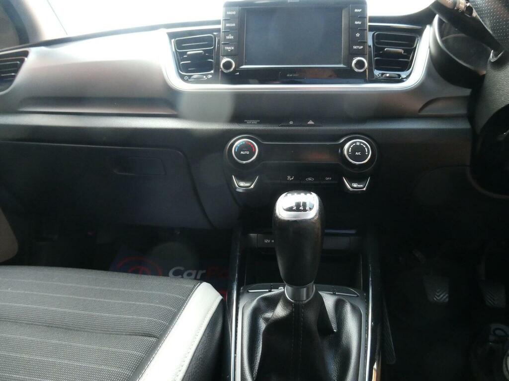 Kia Stonic 1.0 T Gdi 3 Suv Dct Euro 6 Ss 118 B Grey #33