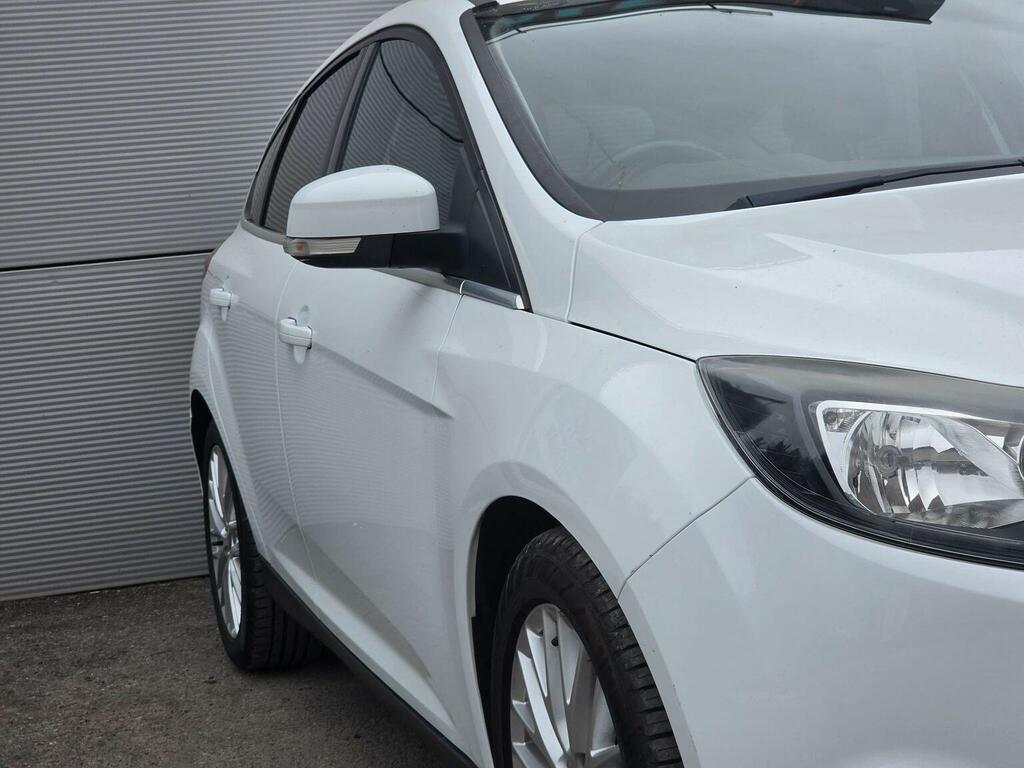 Ford Focus 1.0T Ecoboost Zetec Euro 5 Ss White #2