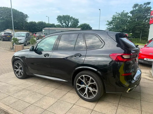 BMW X5 Xdrive30d M Sport Black #4
