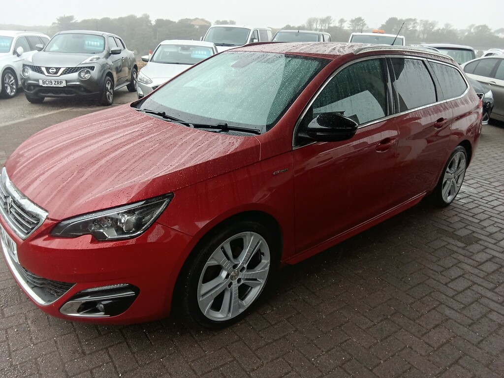 Peugeot 308 SW 1.6 Bluehdi Gt Line Red #3