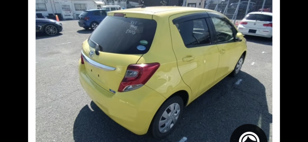Toyota Vitz Hatchback 2011 - 2015 2015 Yellow #2