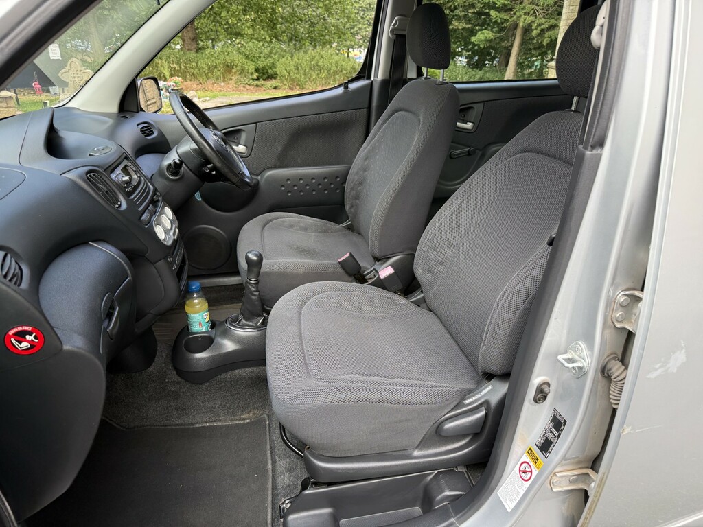 Suzuki Swift Hatchback 2010 - 2017 Black #3