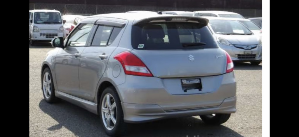 Suzuki Swift Hatchback 2010 - 2017 2013 Gold