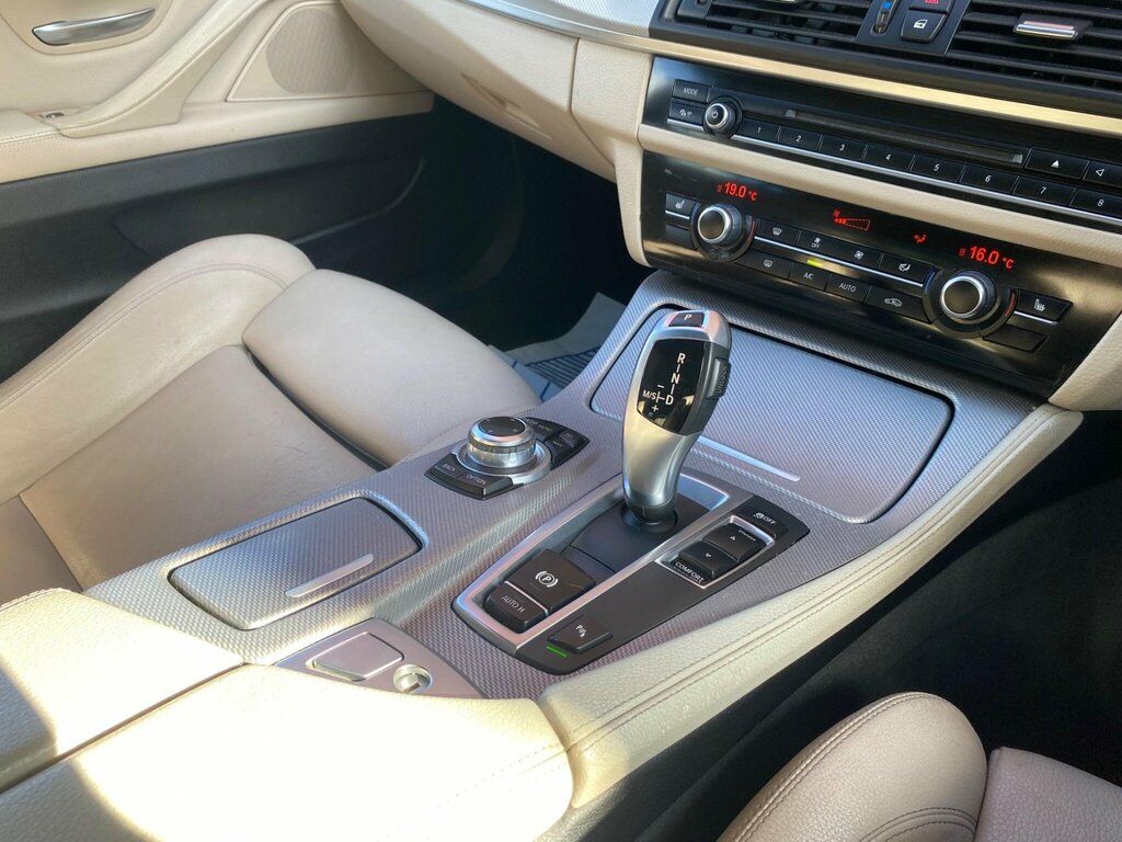 BMW 5 Series 2.0 520D M Sport White #33