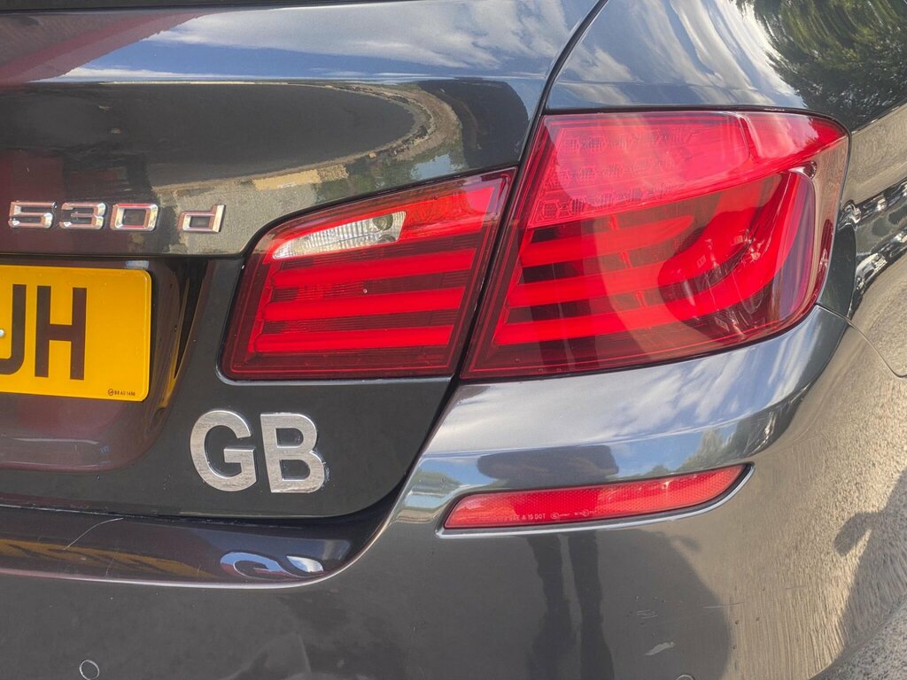 BMW 5 Series 2.0 520D M Sport Saloon Black #24