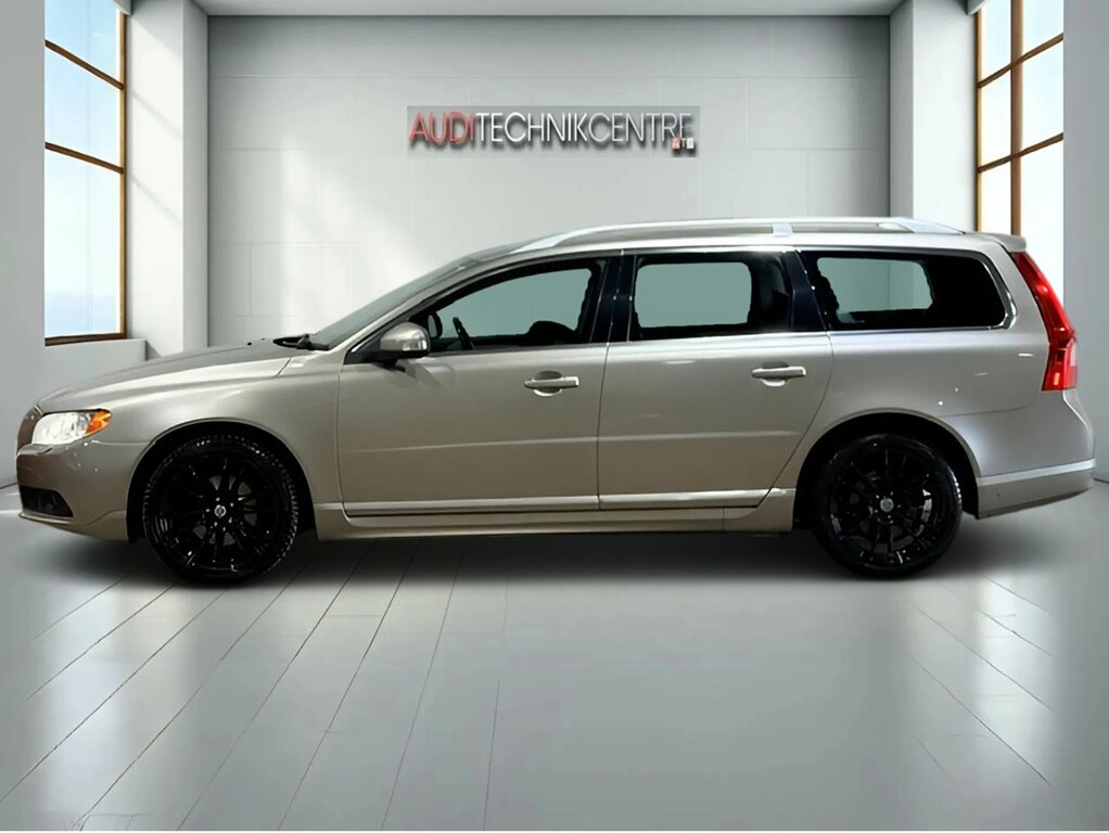 Volvo V70 D Se Lux Gold #3