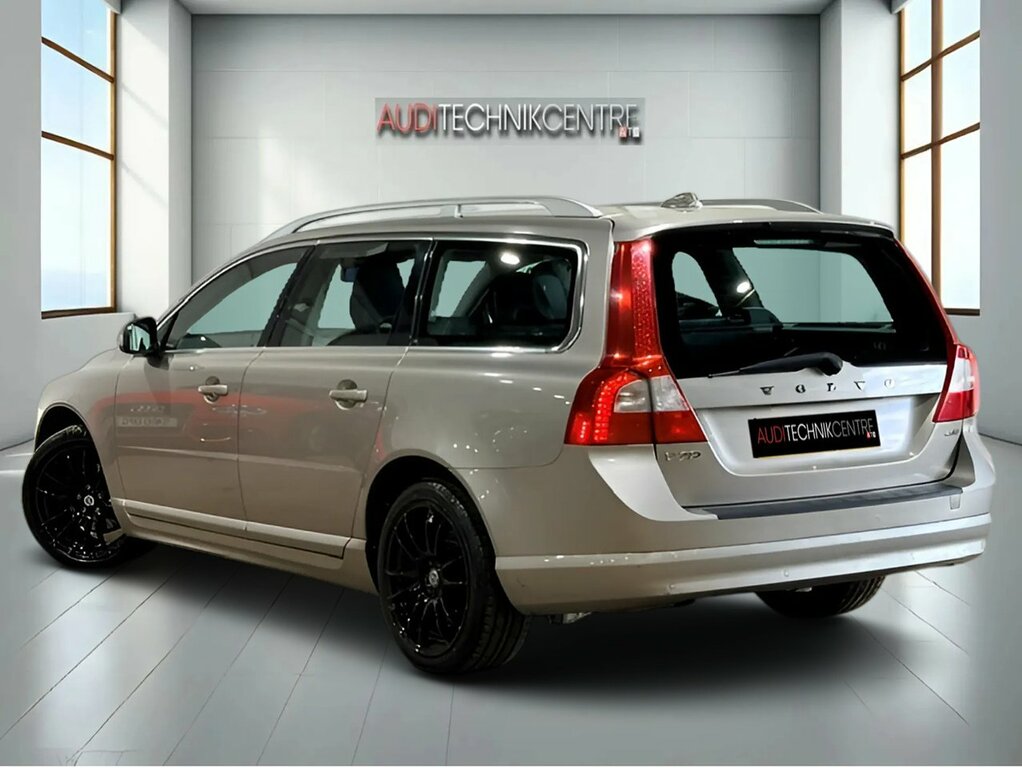 Volvo V70 D Se Lux Gold #4