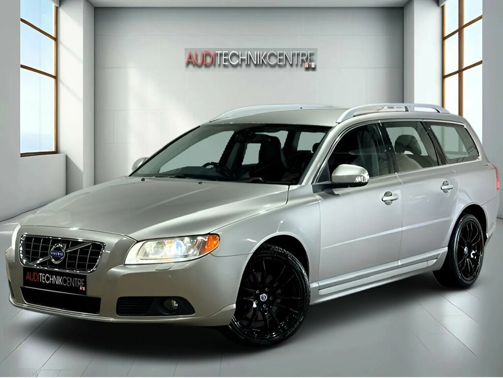 Volvo V70 D Se Lux Gold #2
