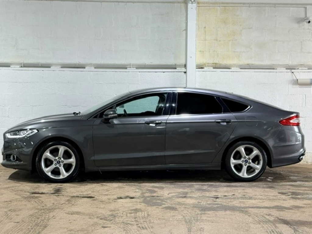 Ford Mondeo 1.5T Ecoboost Titanium Estate Euro Silver #31
