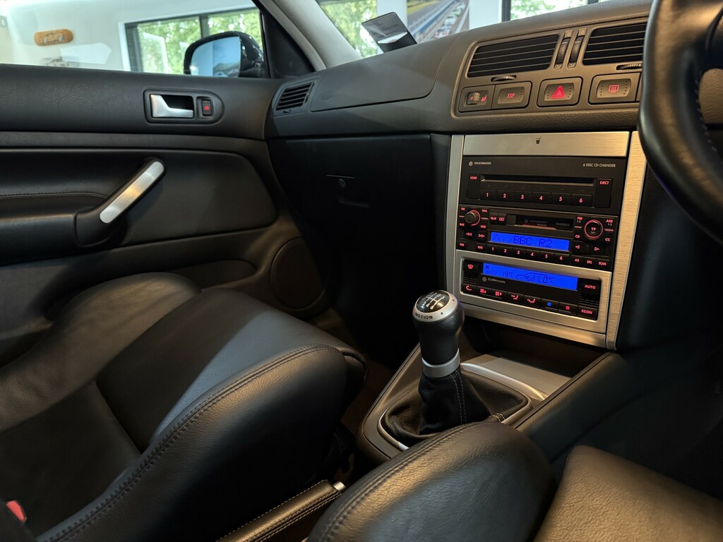 Volkswagen Golf 1.9 Sport Tdi 130 Silver #15