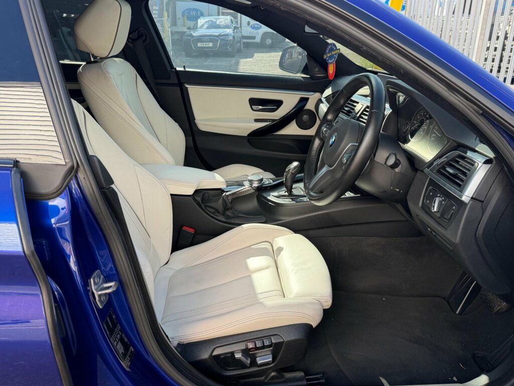 BMW 4 Series Gran Coupe Gran Coupe 440I M Black #17